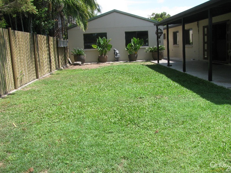 11 Hartog Street, Andergrove QLD 4740