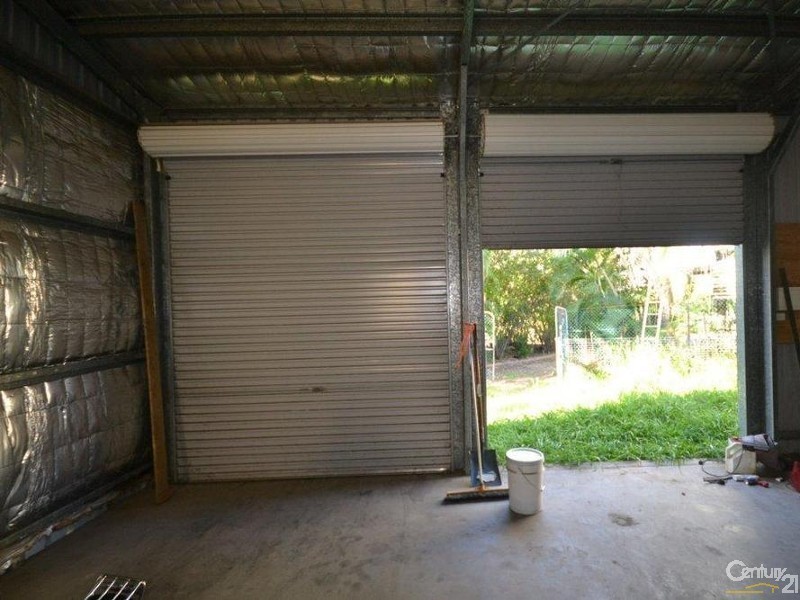 10 Maitland Street, Moranbah QLD 4744