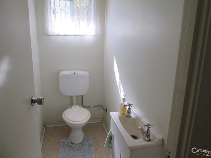 17  Shannon Drive, Moranbah QLD 4744
