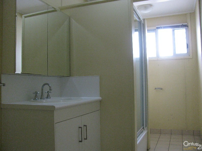 2/63  Milton Street, Mackay QLD 4740