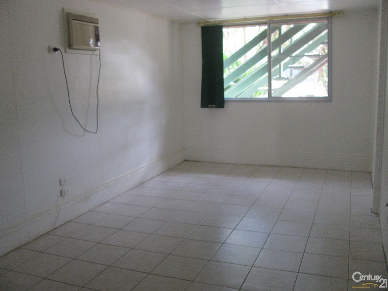 8 Gerrard Street, Dysart QLD 4745