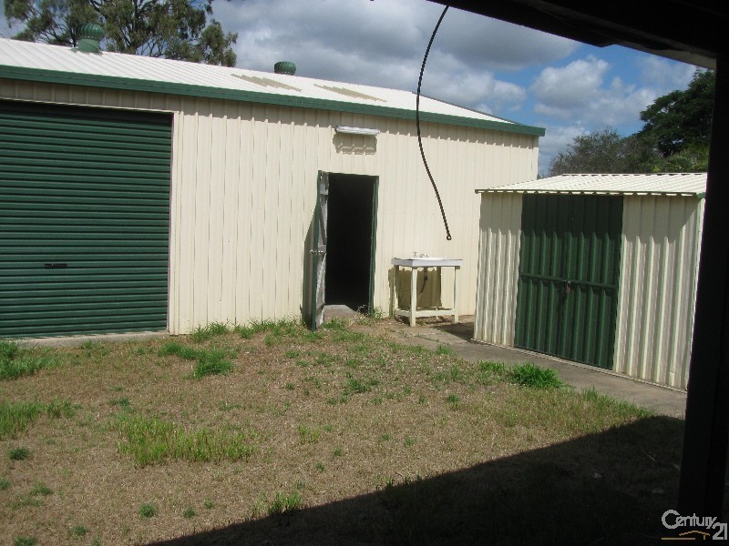 8 Gerrard Street, Dysart QLD 4745