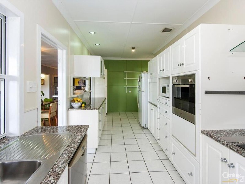 6 Norris Road, Mount Pleasant QLD 4740