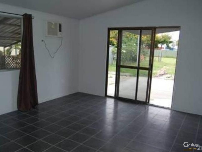 21 Edgerley Street, Dysart QLD 4745