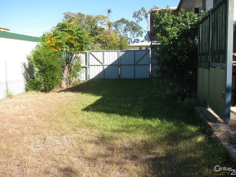 15 Brock Crescent, Dysart QLD 4745