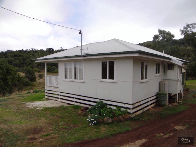 5 Redlands Drive, Gowrie Junction QLD 4352