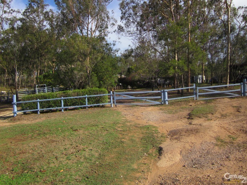 34 Rangeview Drive, Gatton QLD 4343