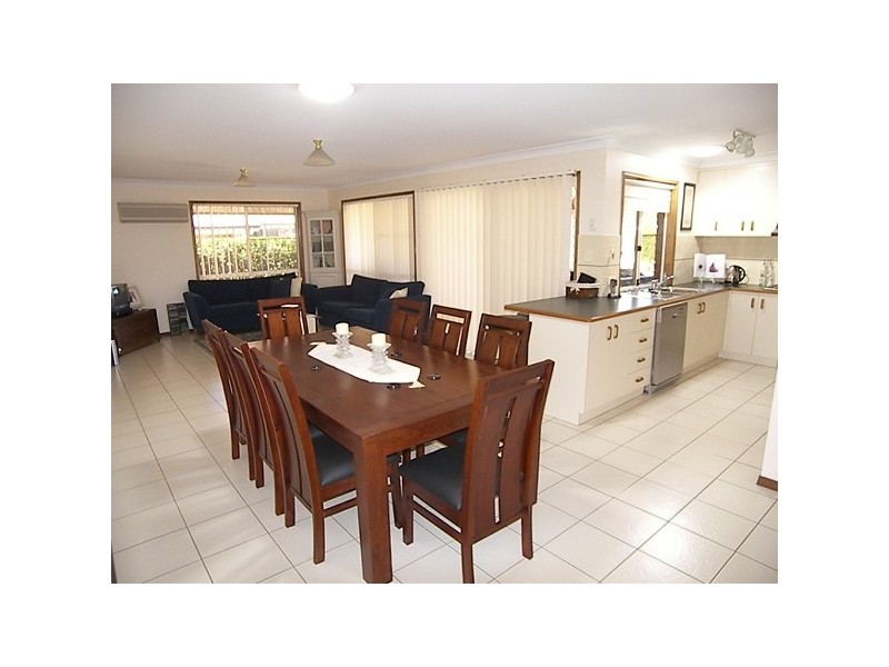 10 May Court, Middle Ridge QLD 4350