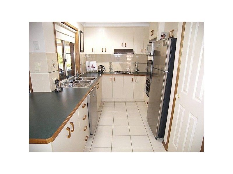 10 May Court, Middle Ridge QLD 4350