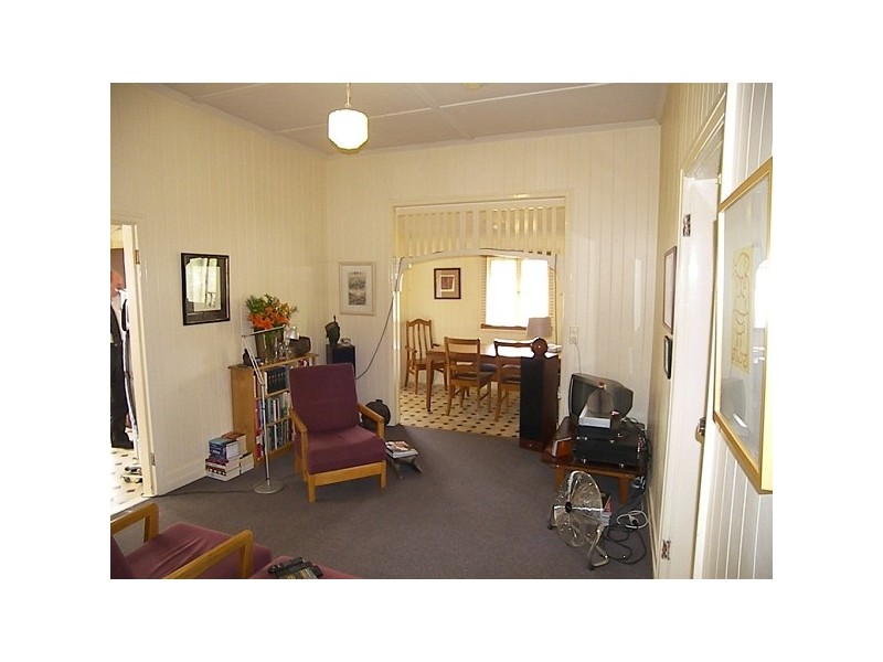 705 Ruthven Street, Toowoomba QLD 4350