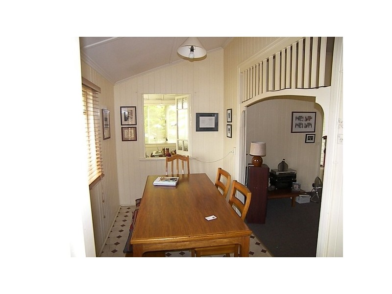 705 Ruthven Street, Toowoomba QLD 4350