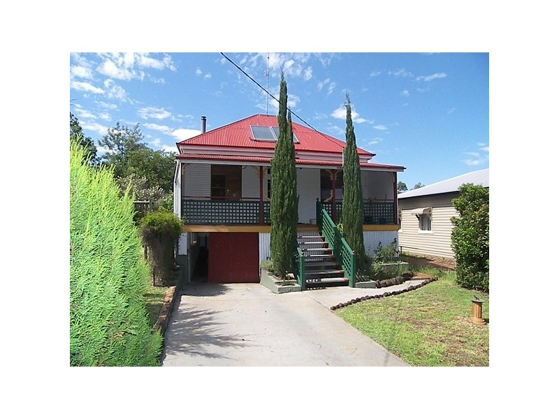 196 Perth Street, South Toowoomba QLD 4350