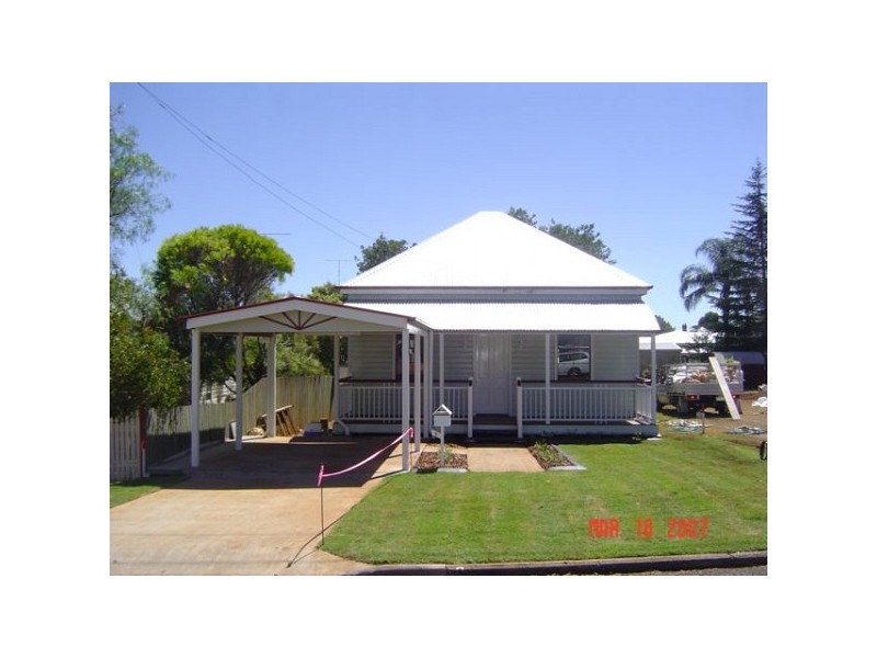9 Grey Street, South Toowoomba QLD 4350