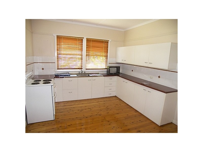 121 Ramsay Street, Centenary Heights QLD 4350