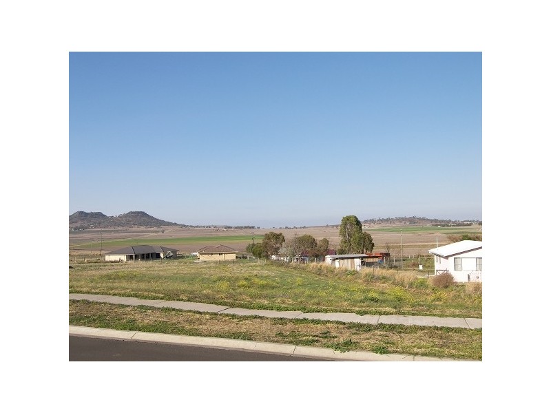 27 Catherine Crescent, Kingsthorpe QLD 4400