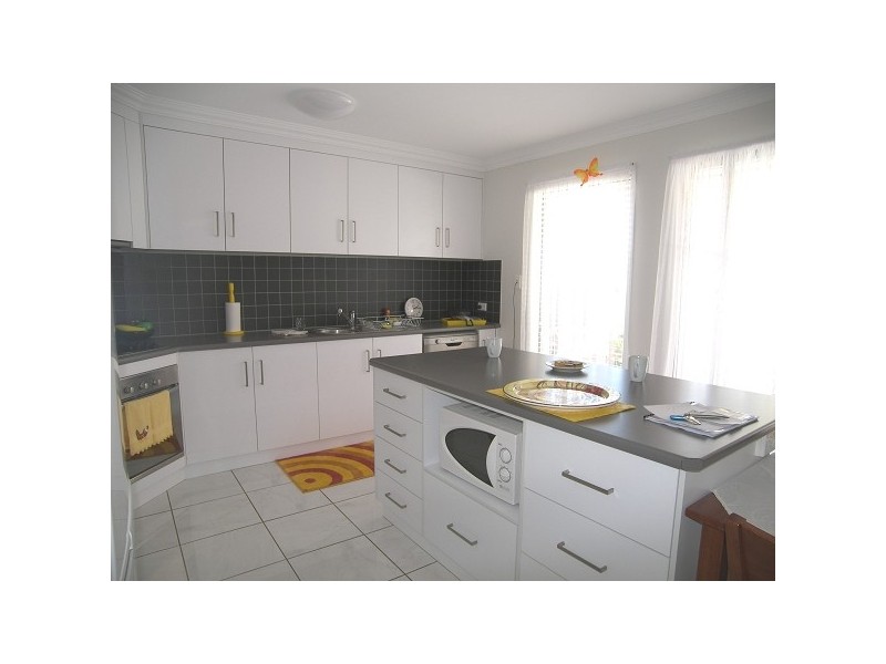 Centenary Heights QLD 4350