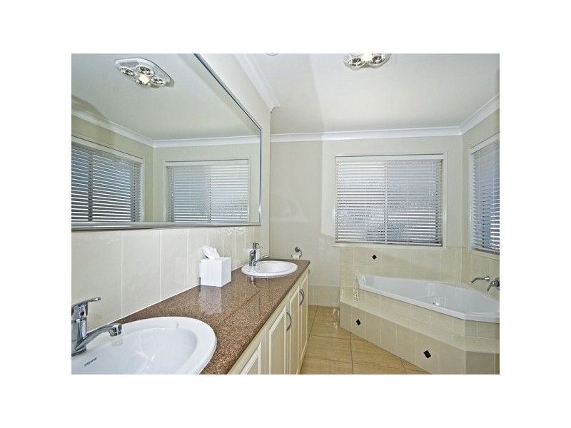 Middle Ridge QLD 4350