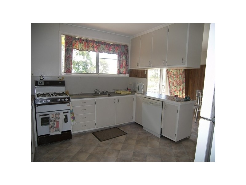 19 Farr Street, Kearneys Spring QLD 4350