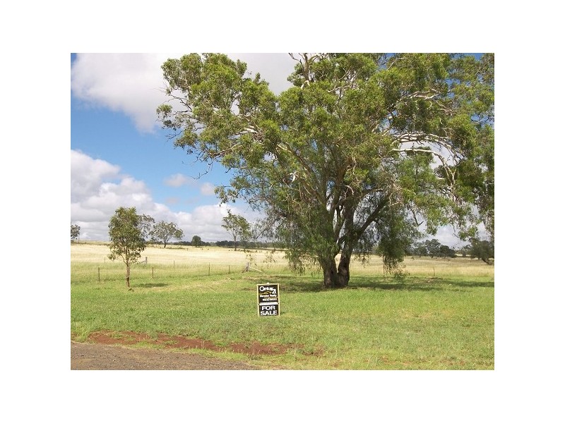 30 Frizzell Street, Southbrook QLD 4363