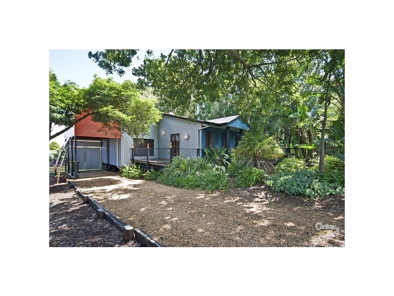 13 Mary Street, Mount Lofty QLD 4350