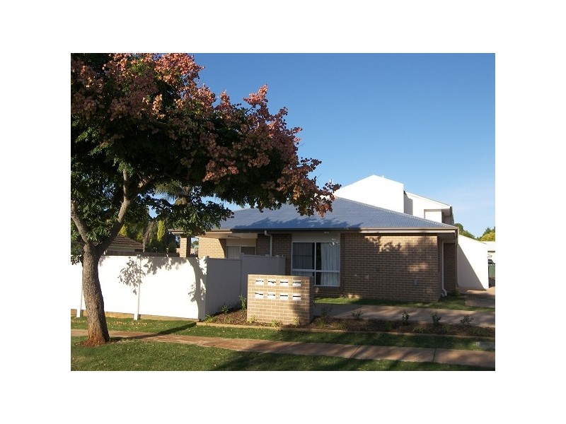 3/46 Gordon Avenue, Newtown QLD 4350