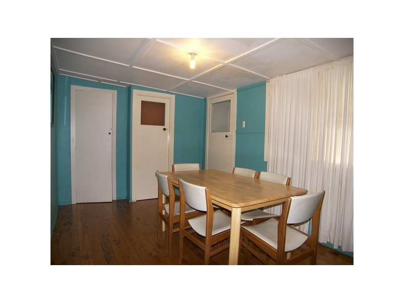 271 South Street, South Toowoomba QLD 4350