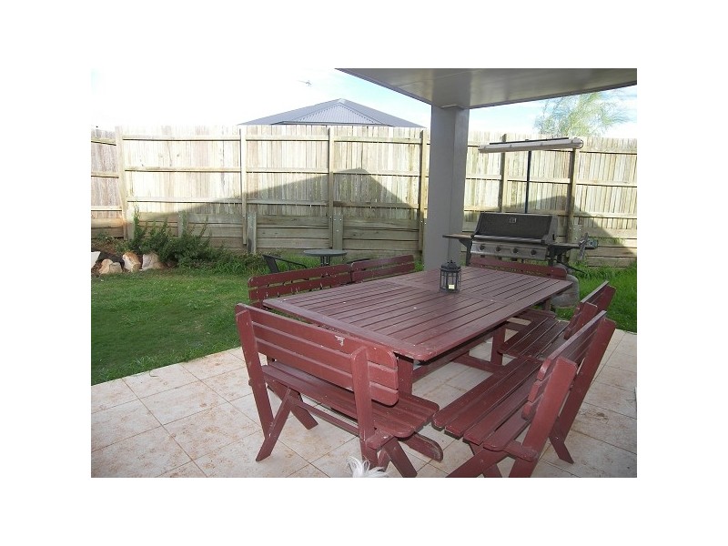 Kearneys Spring QLD 4350