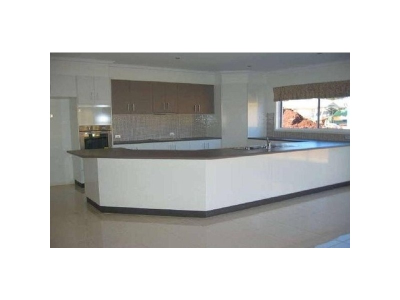 Kearneys Spring QLD 4350