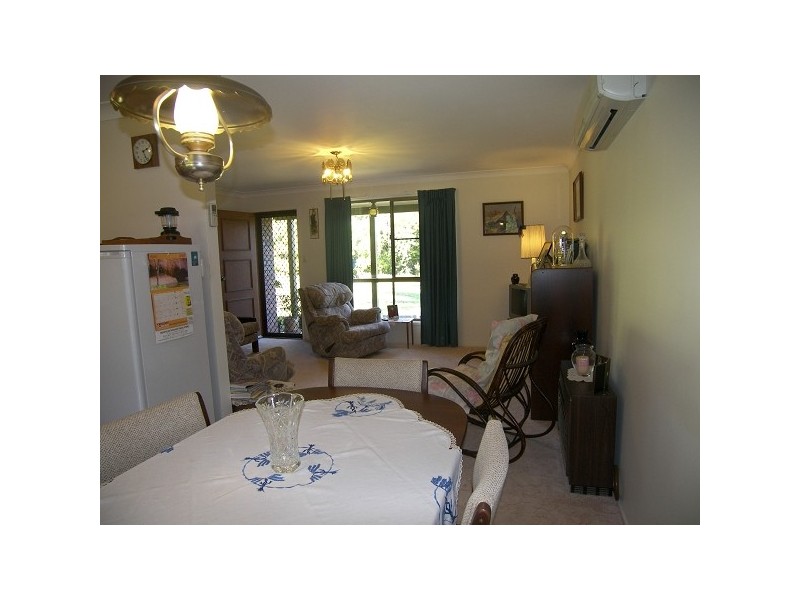 10 Hampton Road, Toowoomba QLD 4350
