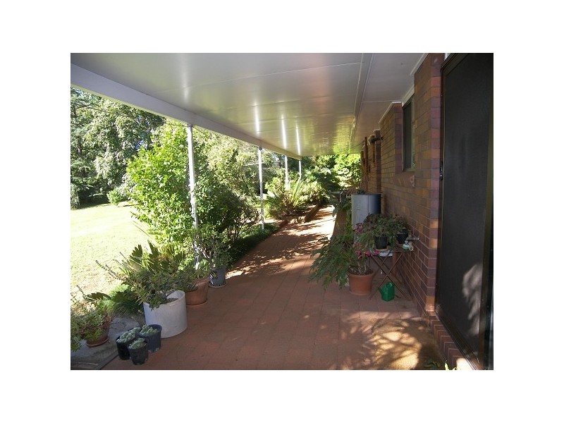 10 Hampton Road, Toowoomba QLD 4350