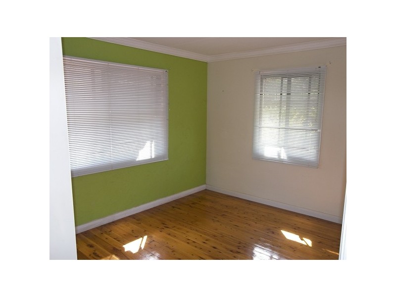 Centenary Heights QLD 4350