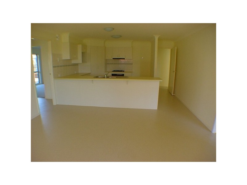 9 Strohfeldt Street, Middle Ridge QLD 4350