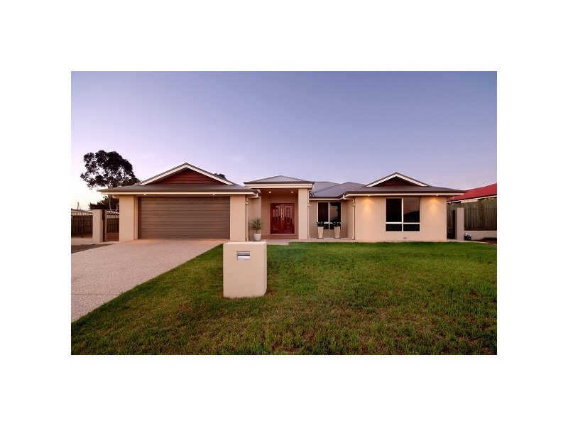 6 Jacaranda Court, Westbrook QLD 4350