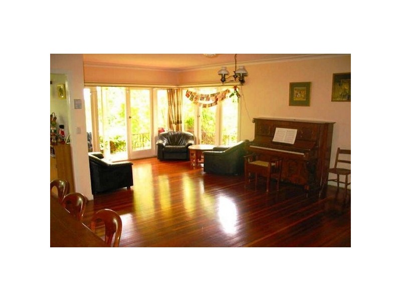 Mount Lofty QLD 4350