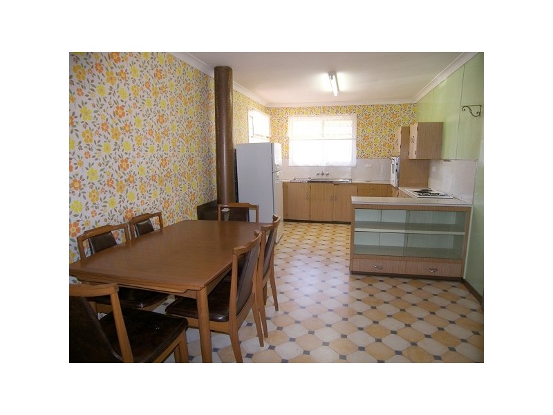 18 Friend Street, Toowoomba QLD 4350