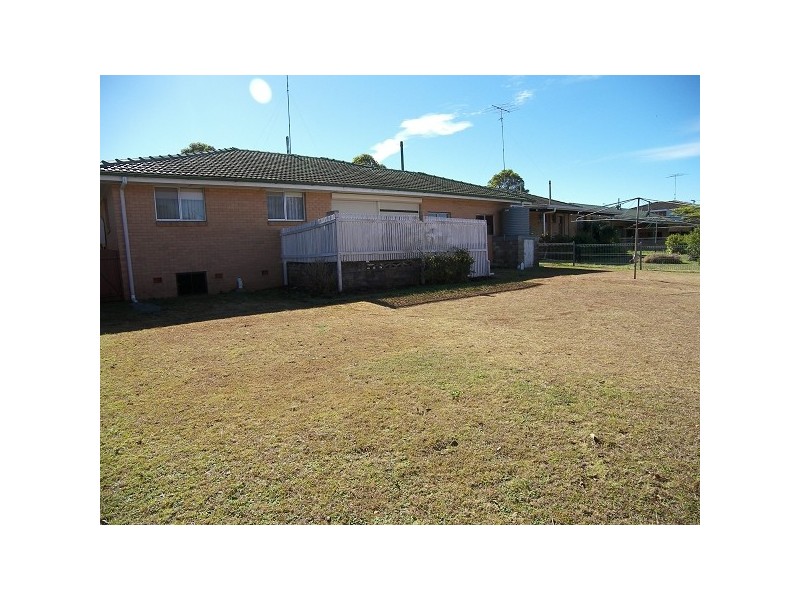 18 Friend Street, Toowoomba QLD 4350
