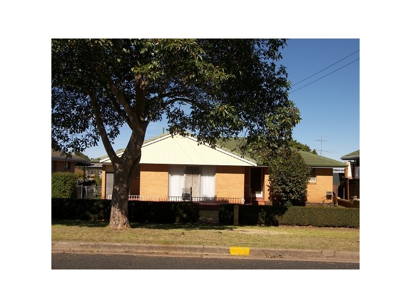 18 Friend Street, Toowoomba QLD 4350