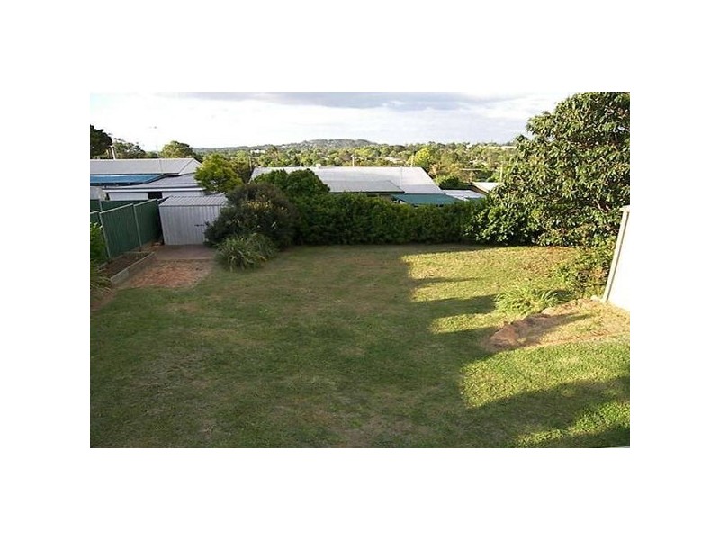 117 Perth Street, South Toowoomba QLD 4350