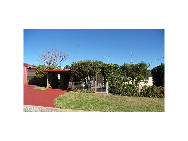 42 Jimbour Drive, Toowoomba QLD 4350