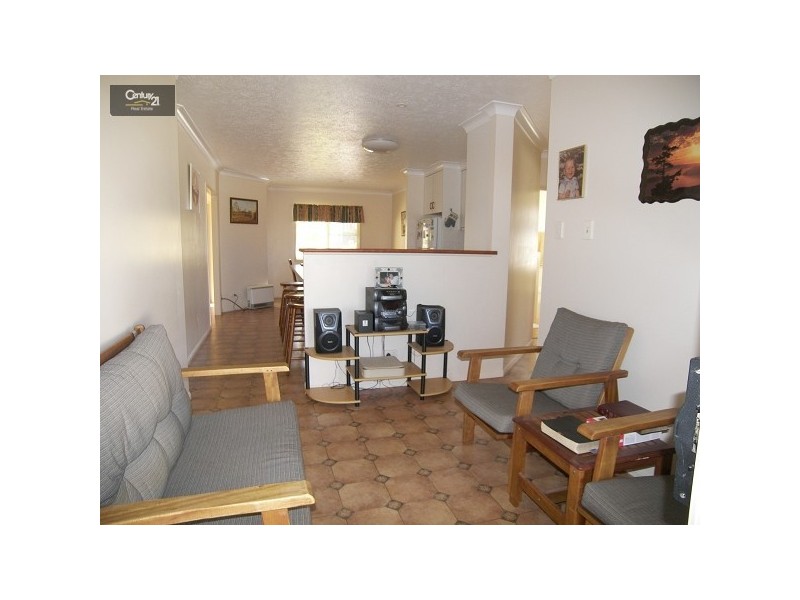 38 Catalina Drive, Wilsonton QLD 4350