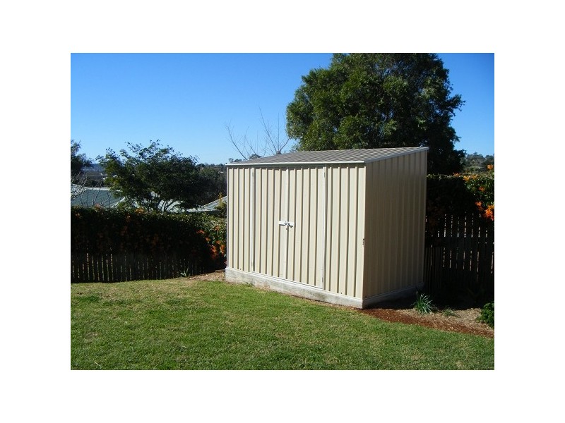 Kearneys Spring QLD 4350