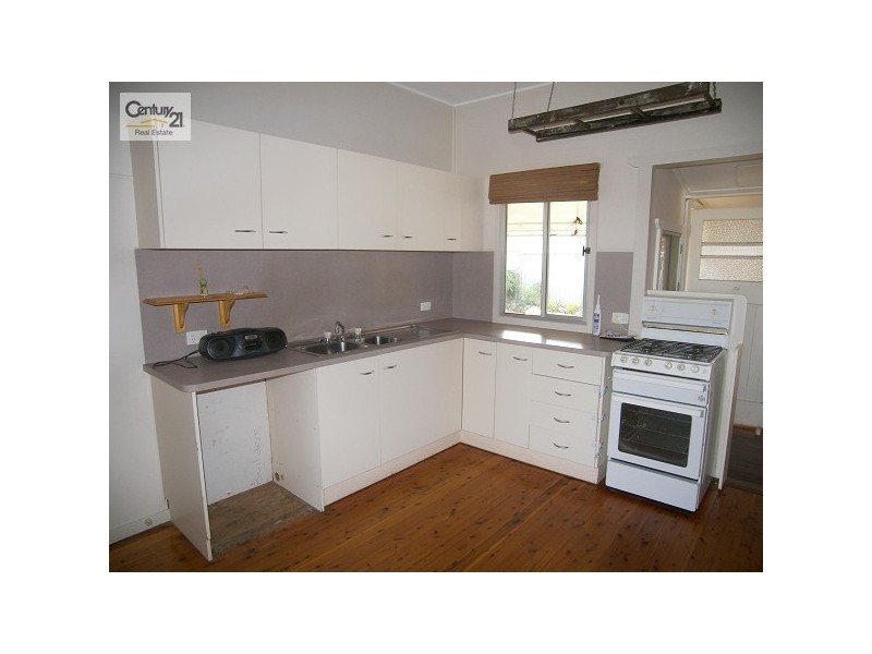 1 Donegal Street, Toowoomba QLD 4350