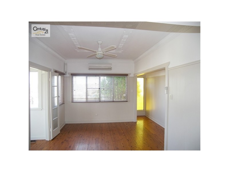 1 Donegal Street, Toowoomba QLD 4350