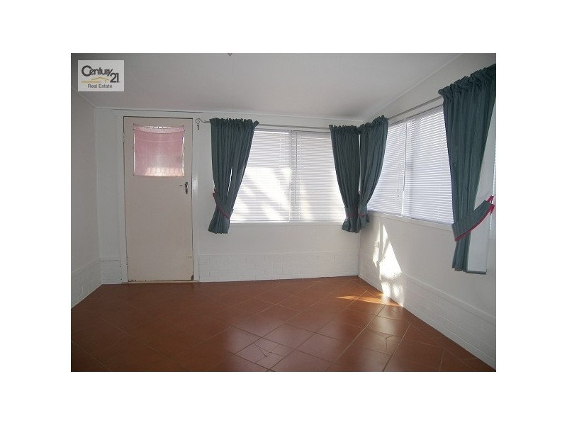 1 Donegal Street, Toowoomba QLD 4350