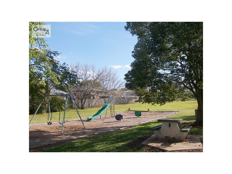 1 Donegal Street, Toowoomba QLD 4350