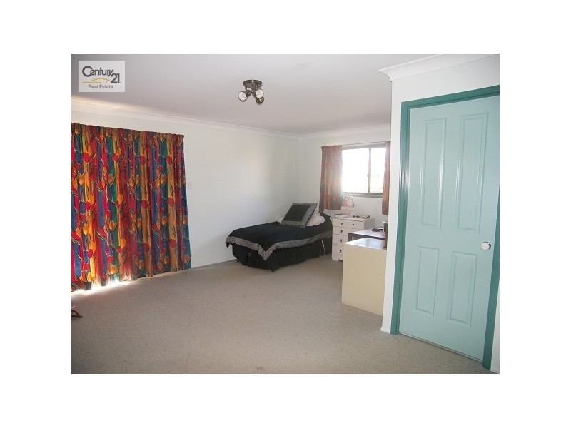 Kearneys Spring QLD 4350