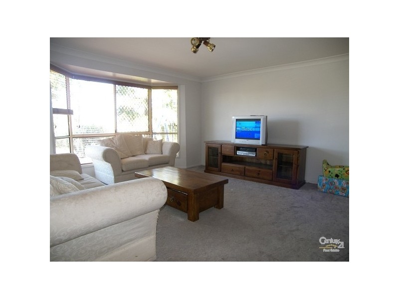 17 Evergreen Court, Glenvale QLD 4350