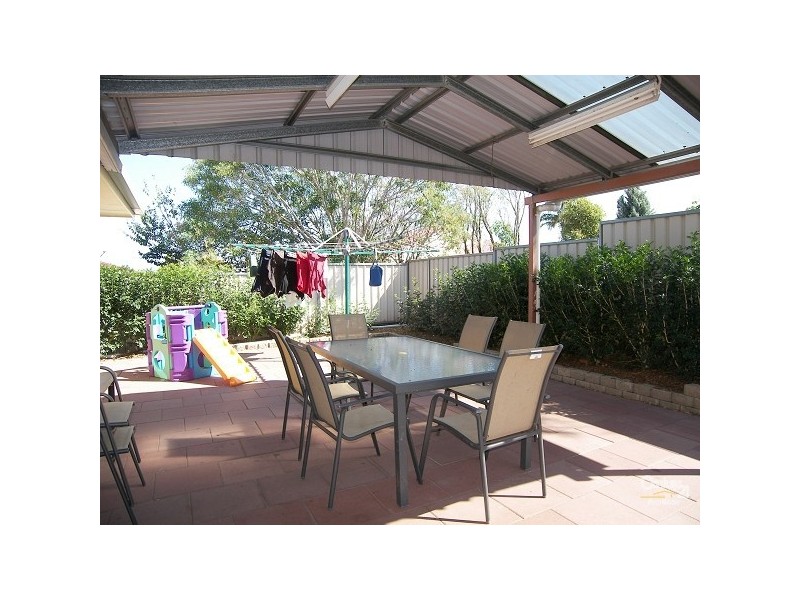 17 Evergreen Court, Glenvale QLD 4350