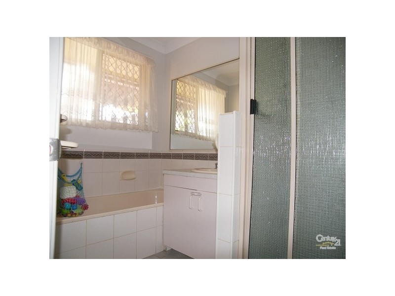 17 Evergreen Court, Glenvale QLD 4350