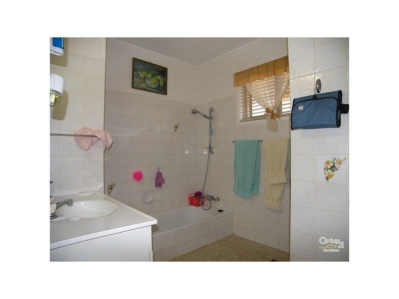 Centenary Heights QLD 4350